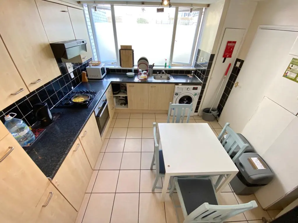 Double room near Oval